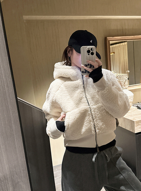 CHIA加厚仿羊羔毛短款外套环保皮毛一体羊毛敲赞收腰连帽卫衣上衣