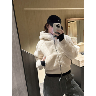 CHIA加厚仿羊羔毛短款外套环保皮毛一体羊毛敲赞收腰连帽卫衣上衣