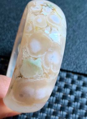 55圈绿色樱花海洋玉髓玛瑙手镯