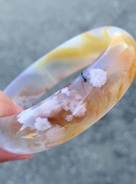 61.8圈天然时尚冰透樱花玛瑙手镯柠檬黄红花饰品生日礼物转运手环