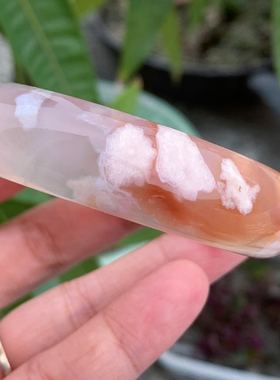 天然飘花马达加斯加红色玛瑙手镯