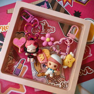 正版泡泡玛特sp萌粒molly抱抱新款tnt钥匙扣zoraa手机挂件dora链