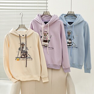 2025秋冬新款女装休闲学院风加绒刺绣连帽长袖卫衣TTMW258VCAK