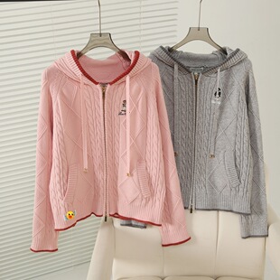 2025秋冬新款学院风休闲绞花慵懒针织开衫连帽外套女TTCK254903P