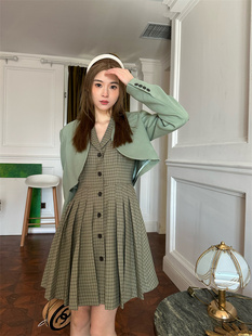 蔡文静同款连衣裙MOMONANA不规则设计短款外套格纹百褶裙