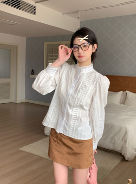 赵昭仪同款MOMONANA白色蕾丝立领衬衫宫廷风棕色爱心口袋丝绒短裙