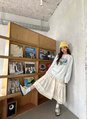 鞠婧祎同款MOMONANA沙滩度假米色套头卫衣爱心刺绣口袋米色半身裙