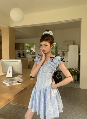 MOMONANA夏法式褶皱V领短裙ins风法式少女收腰显瘦气质短袖连衣裙