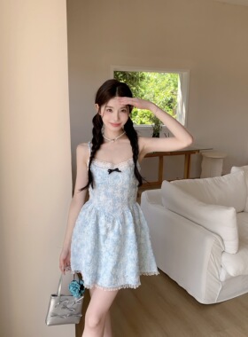 MOMONANA蓝色蕾丝吊带连衣裙温柔法式纯欲仙气显瘦A字短裙子