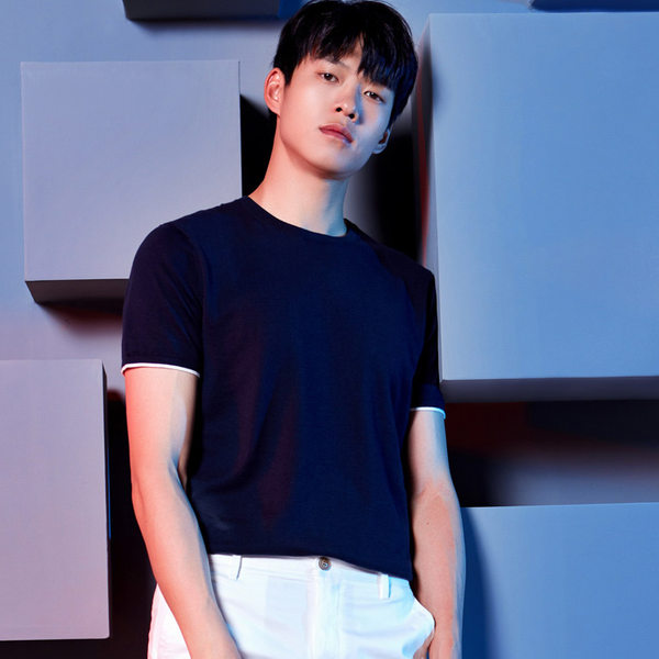 魏大勋同款 七匹狼 18春夏新款 男式短袖线衫 T恤衫 天猫优惠券折后￥189包邮（￥239-50）多色可选