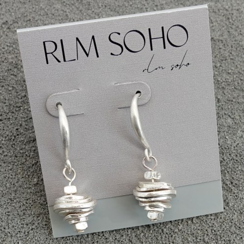 拉睦RLM SOHO几何扭片设计师腔调森女文艺术气质潮人休闲风耳环坠