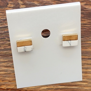 白松石镀金几何方形简洁优雅百搭赫本气质欧美洛可可耳针钉耳饰品