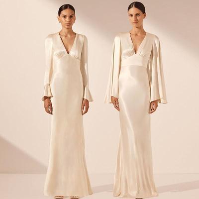 白色缎面伴娘服小众婚礼礼服