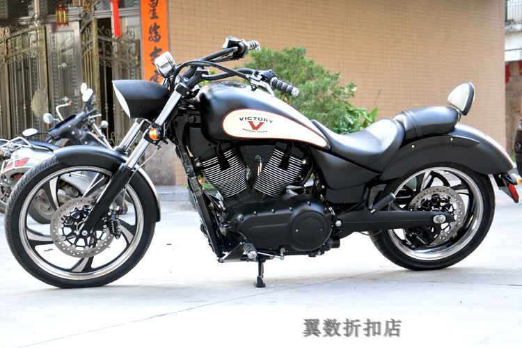 美国胜利摩托车后脚踏支架