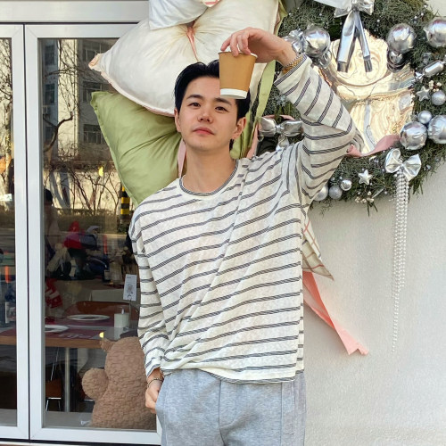 轻薄潺潺防晒T恤斑马细条纹慵懒