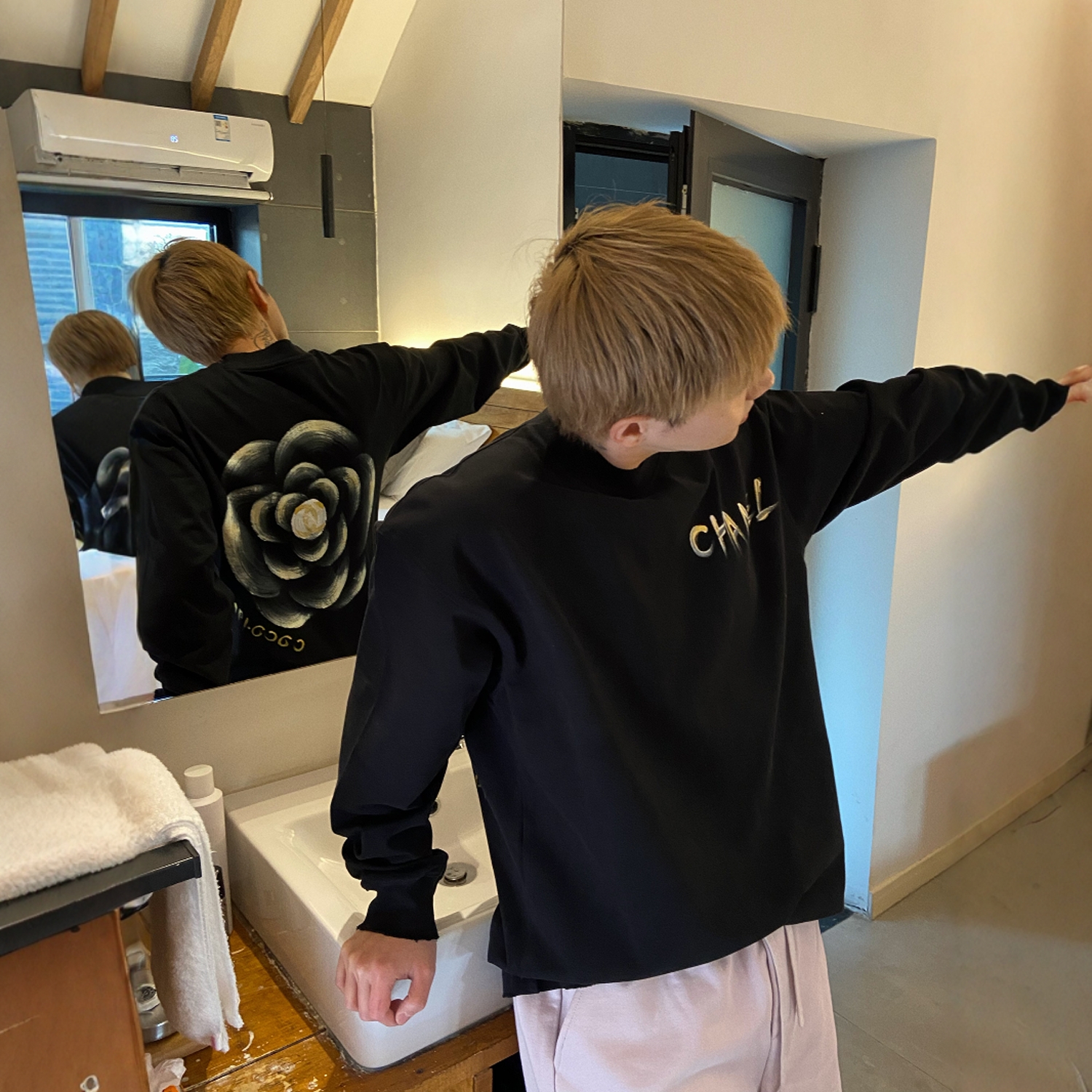 手绘重磅高克重宽长袖T恤设计师