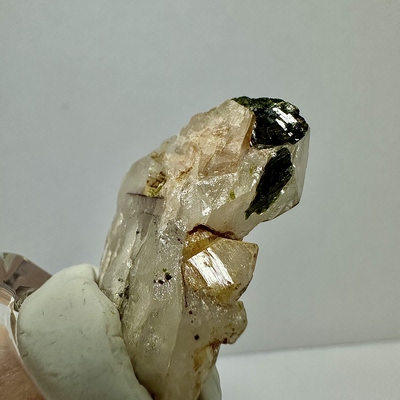 四川花园水晶 33x25x13mm 11.8g