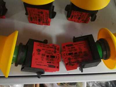 $QRBUV+MHR-3+MOT+MOT SCHLEGEL 按钮总询价