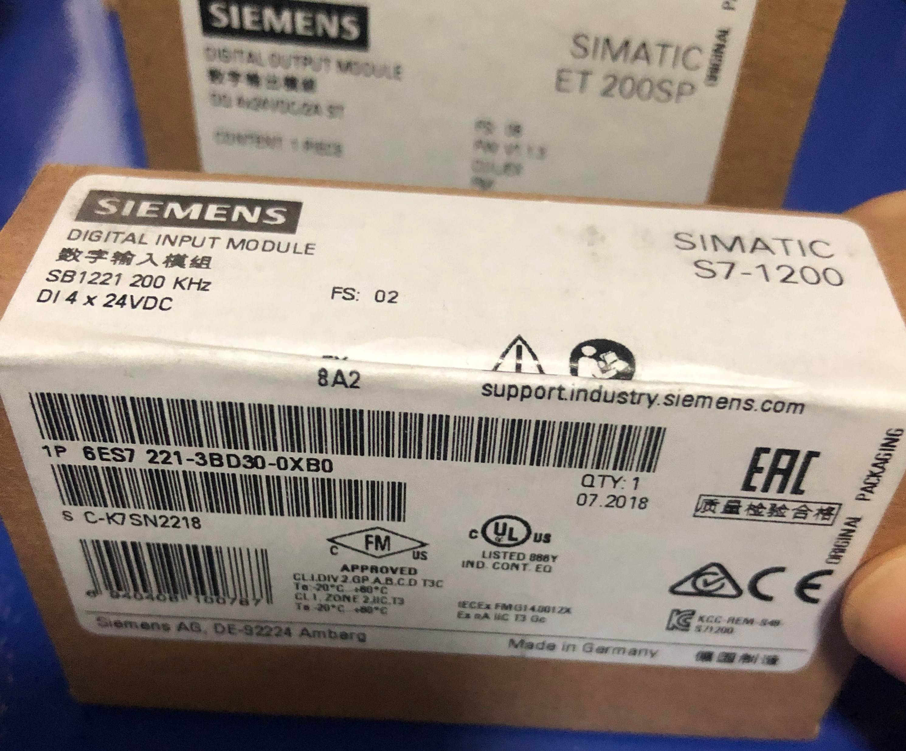 全新正品 西门子PLC S7-1200 16DI 6ES7221-1BH32-0XB0询价