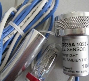 询价 美国霍尼韦尔C7035A1023火焰检测器价格商议传感器