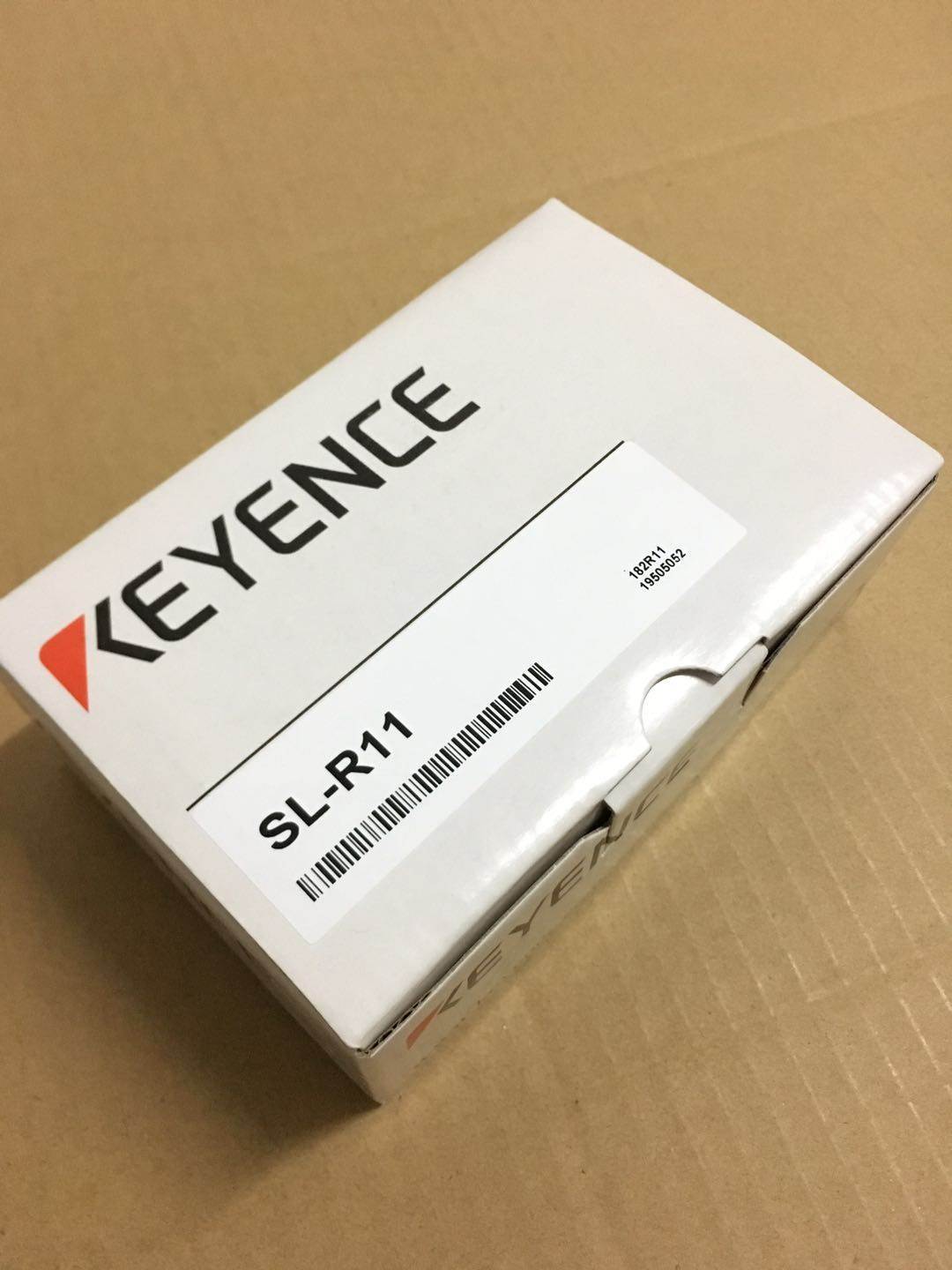 日本KEYENCE基恩士控制器SL-R11 SL-R11G SL-R11E全新原装询价