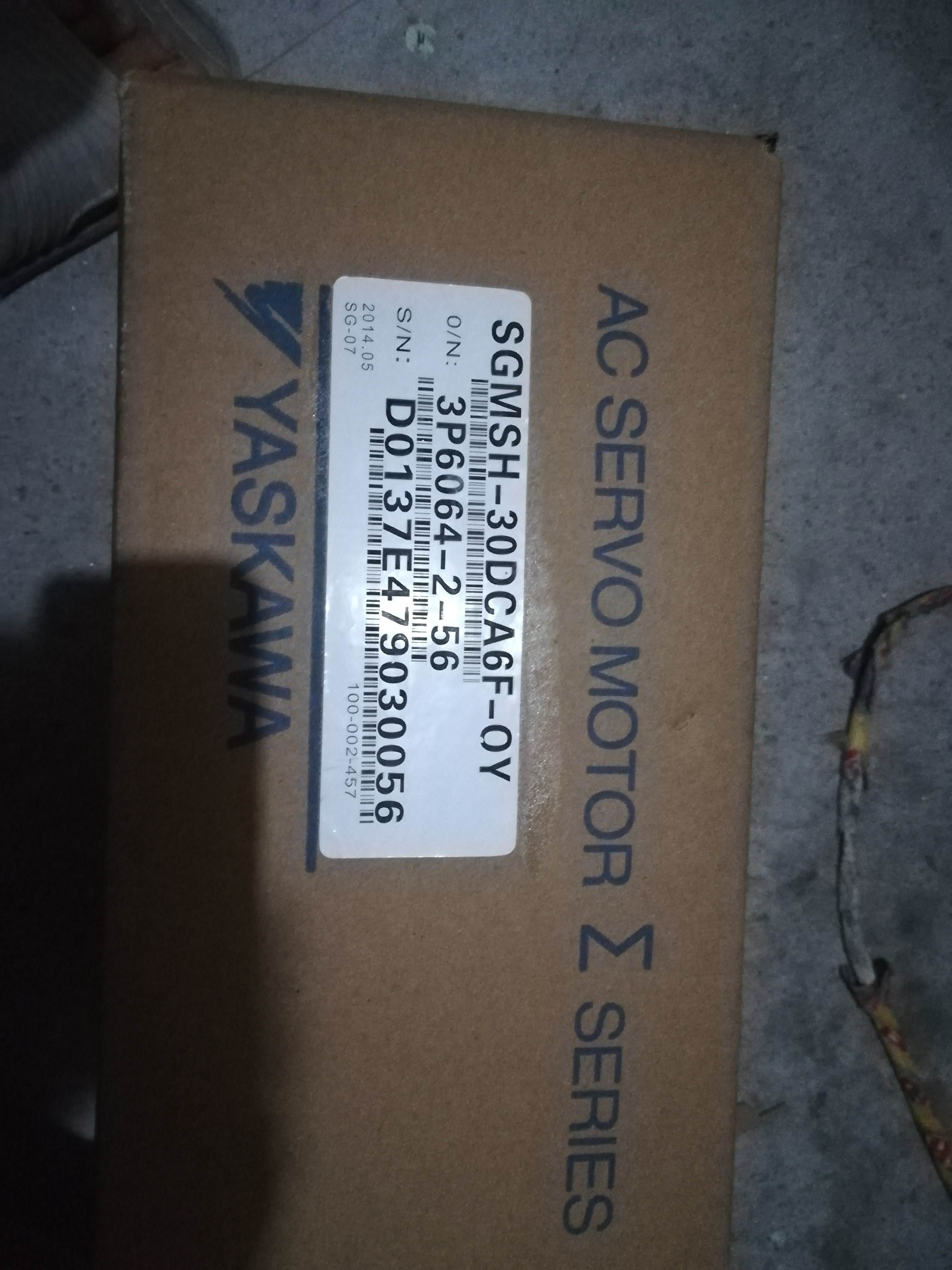 全新原装安川 SGMSH-30DCA6F-OY，库存现货，拍前咨询具体价格询