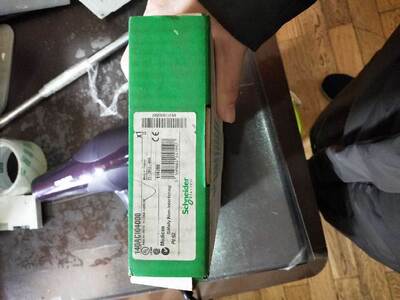 全新施耐德PLC 140ACI04000 全新原装正品现货询价