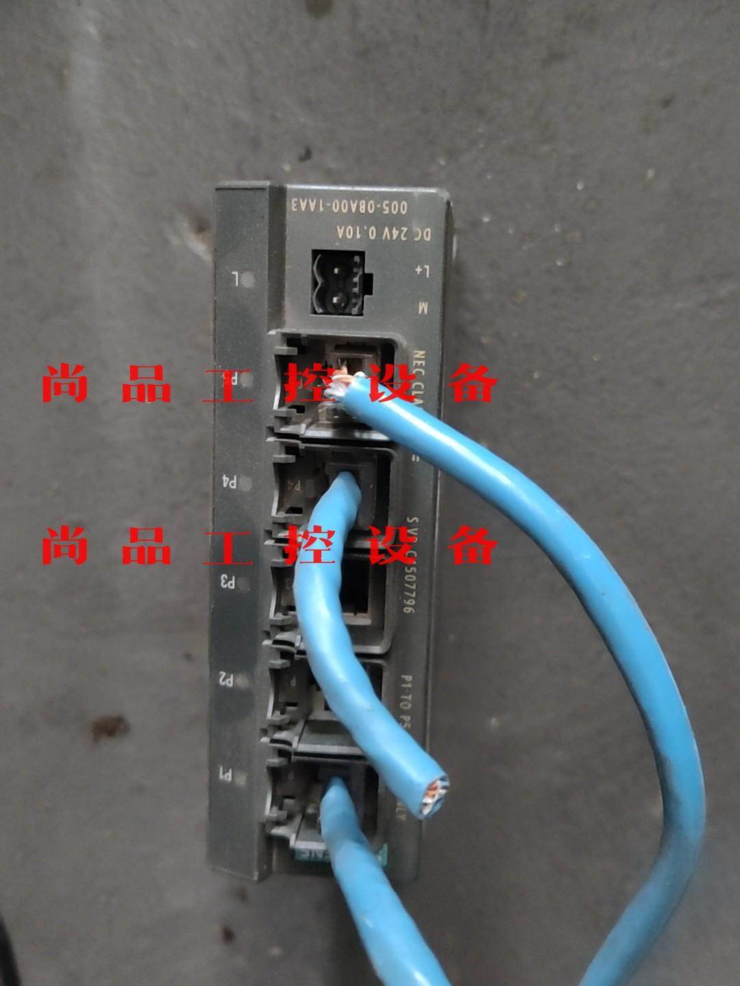 西门子工业交换机6GK5005-0BA00-1AA3。便宜出询价