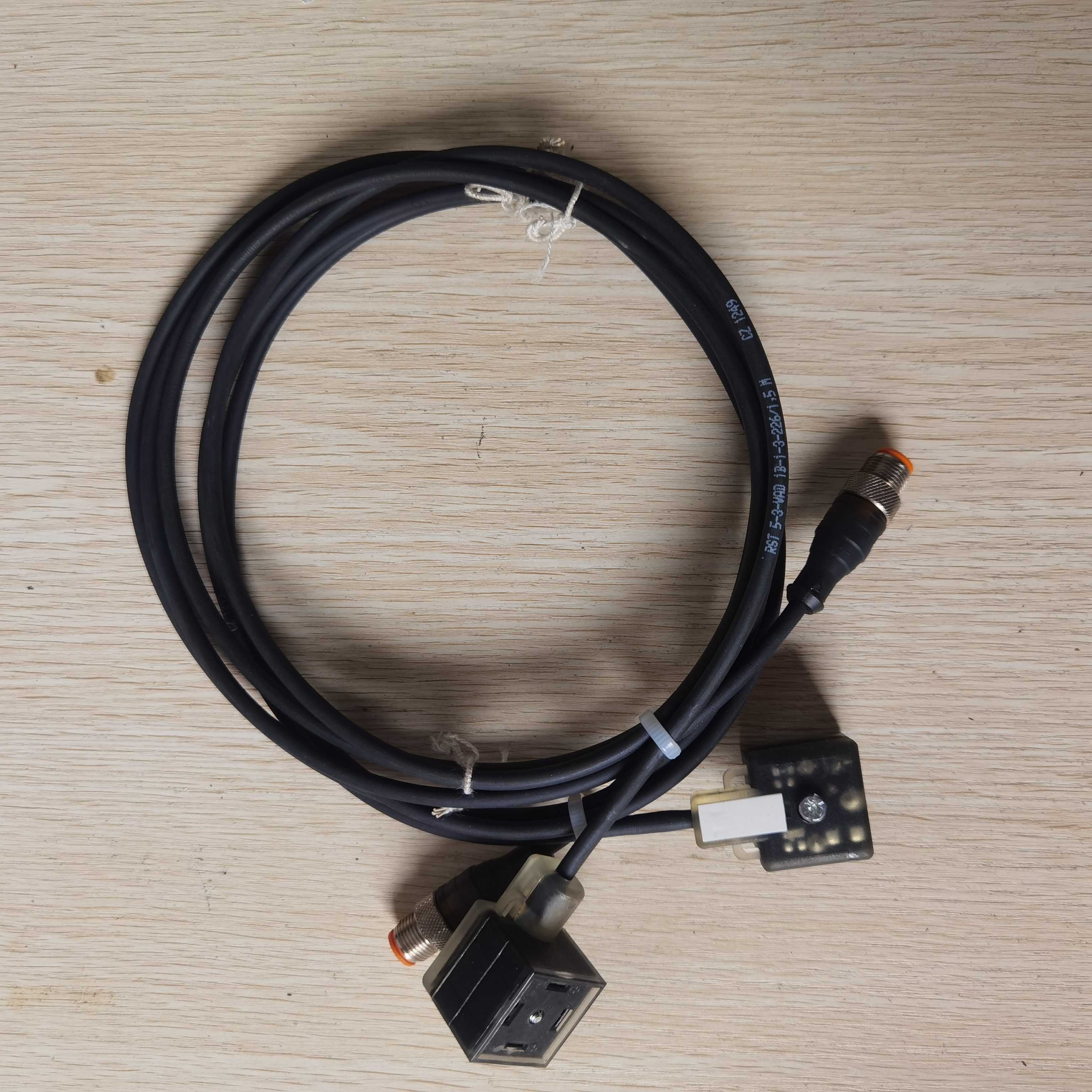 现货促销 全新原装 Lumberg 隆堡 RST 5-3-VAD 1B-1-3-226/1.5M询