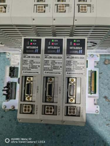 三菱伺服驱动器 MR-J2M-20DU-S024 成色好 测试好 销售询价