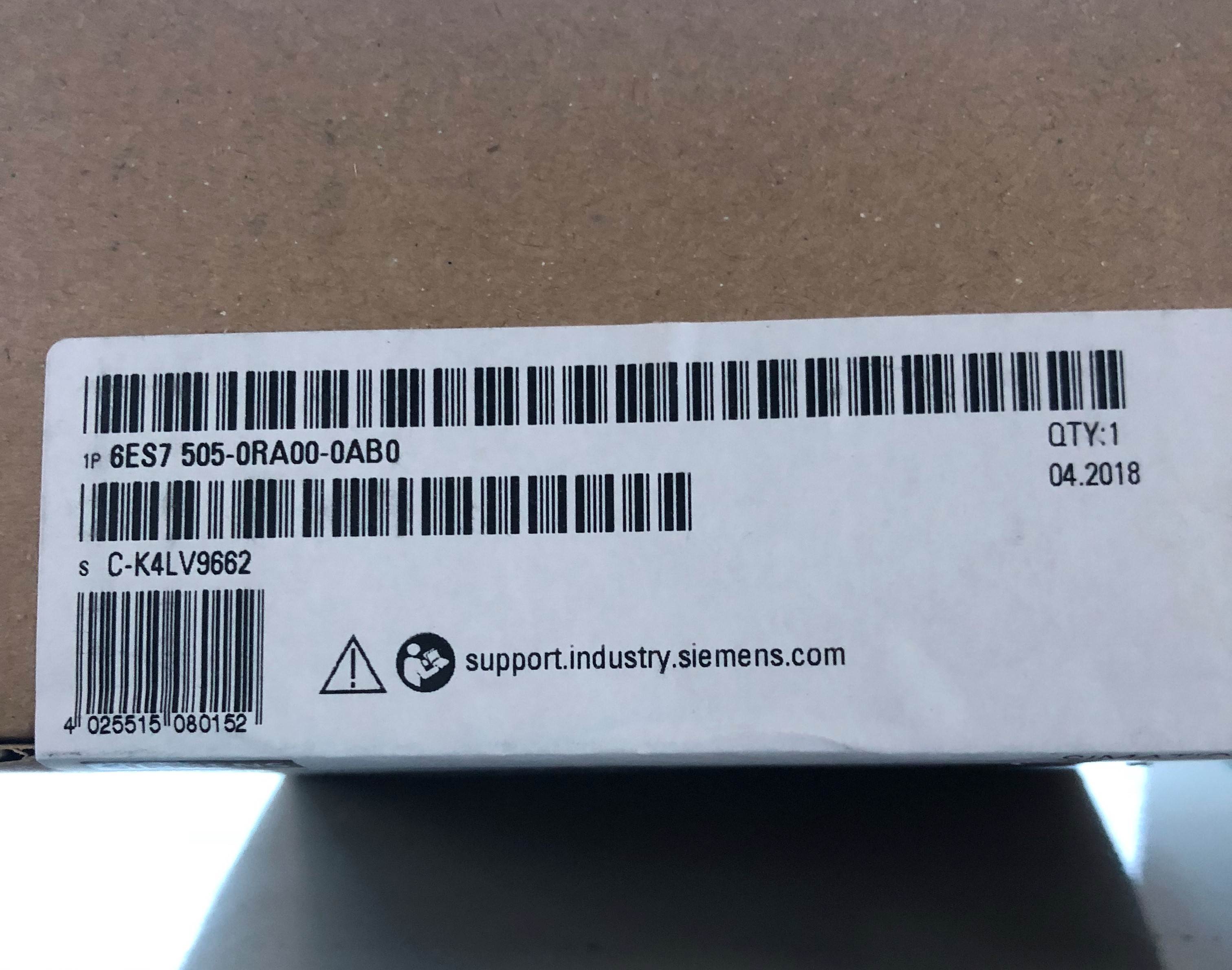 西门子6ES7592-1AM00-0XB0/35mm模板前连接器，螺钉型，40针询价