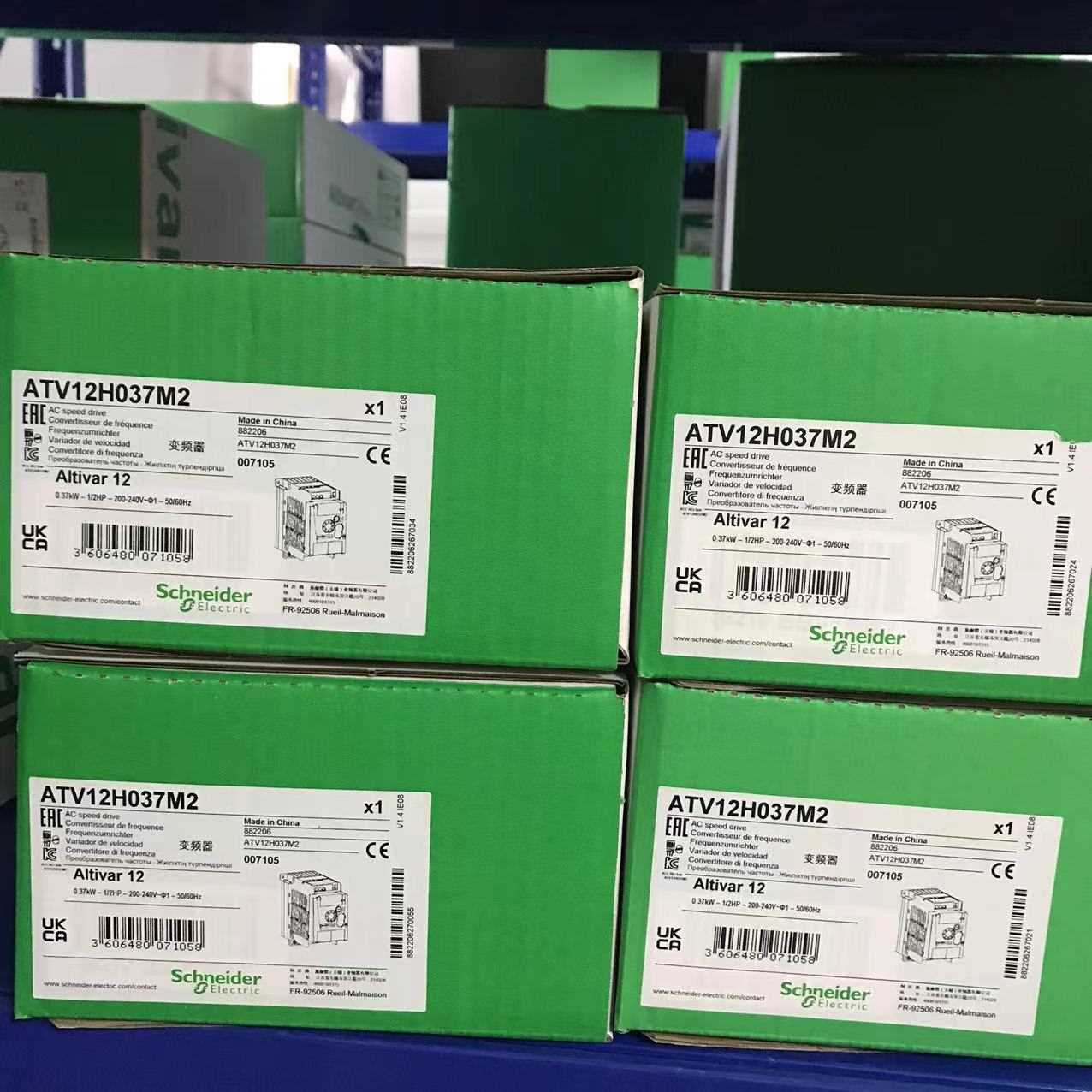 施耐德ATV930U07N4AT