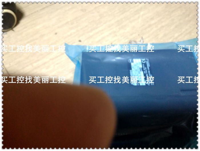 新品三菱A1SJ71QC24N-R2/A1SJ71QE71-B2/A1SJ71QLP21/A1SJ72T25B