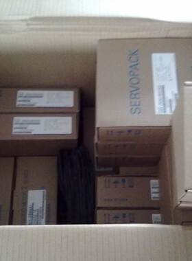 SGMAS-08ACA4C SGMAS-08ACA2C 全新原装安川伺服电机 询价