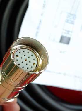 @Euchner 077016 安士能全新连接线 M23 19芯 RC18 C1825 15米询