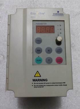 变频器 TD900-2S0007G 220V 0.75KW 成色好询价