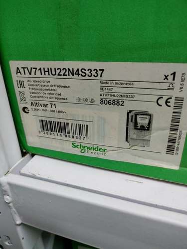 ATV71HU22N4S337施耐德原装变频器未拆封ATV71HU22N4S337现货实拍