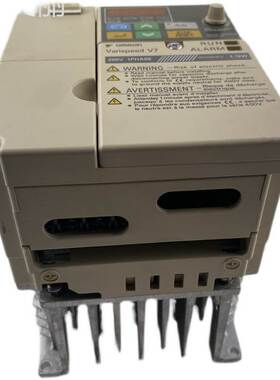 拆机欧姆龙变频器CIMR-V7AZB0P7 0.75KW 220V现货已测试 实物拍摄