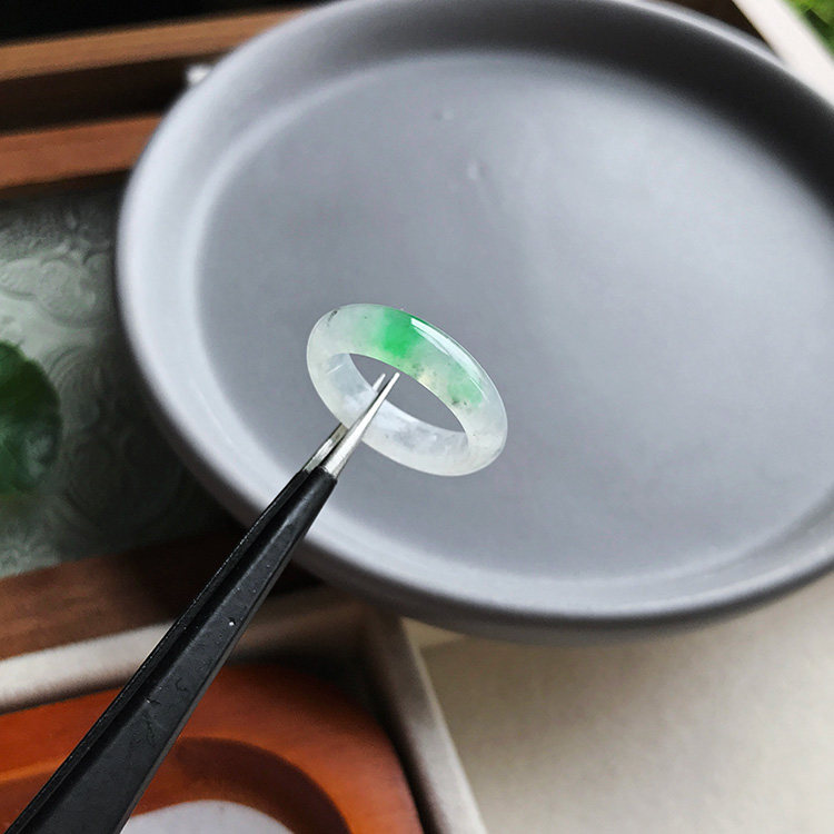 7号尾戒缅甸料天然A货翡翠指环冰种飘阳绿花翠绿色乌鸡戒指带证书