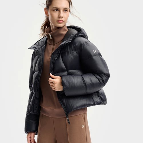 斐乐女子羽绒服健身运动连帽外套