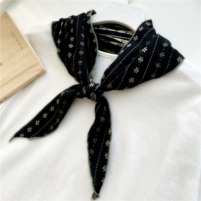 文艺小围巾女春秋薄款三角巾棉麻丝巾护颈冬季披肩百搭装饰领巾