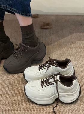 2026新款加绒老爹鞋女秋冬增高厚底轻便巨好看运动休闲鞋8238