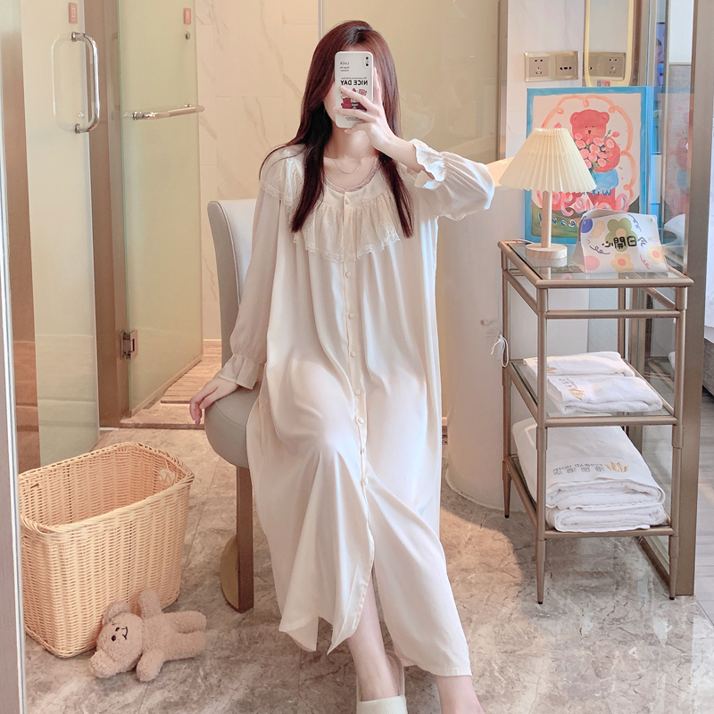 冰丝绸蕾丝花边甜美可爱风睡裙