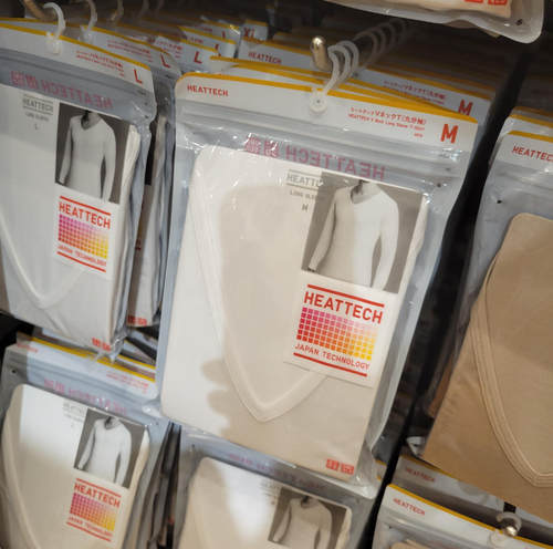 现货 日本本土优衣库 男款 Heattech V领9分袖 1倍暖 保暖上衣