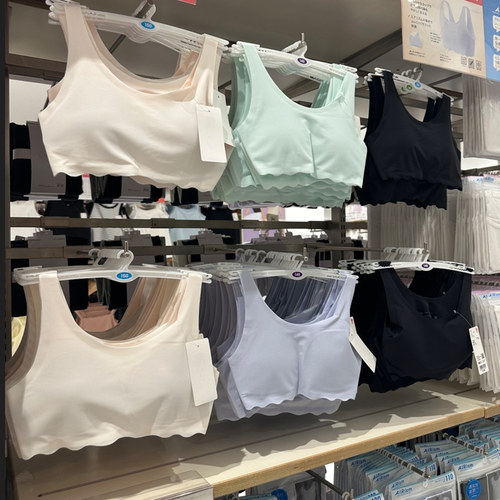 日本优衣库专柜代购女童AIRism舒适背心少女文胸固定胸垫474684