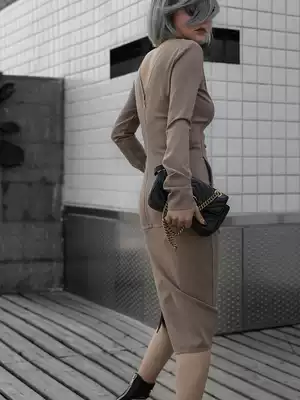 Z boss spring and summer backless one-piece collar long-sleeved slim-fitting dress medium and long version of dovetail skirt solid color buttock skirt