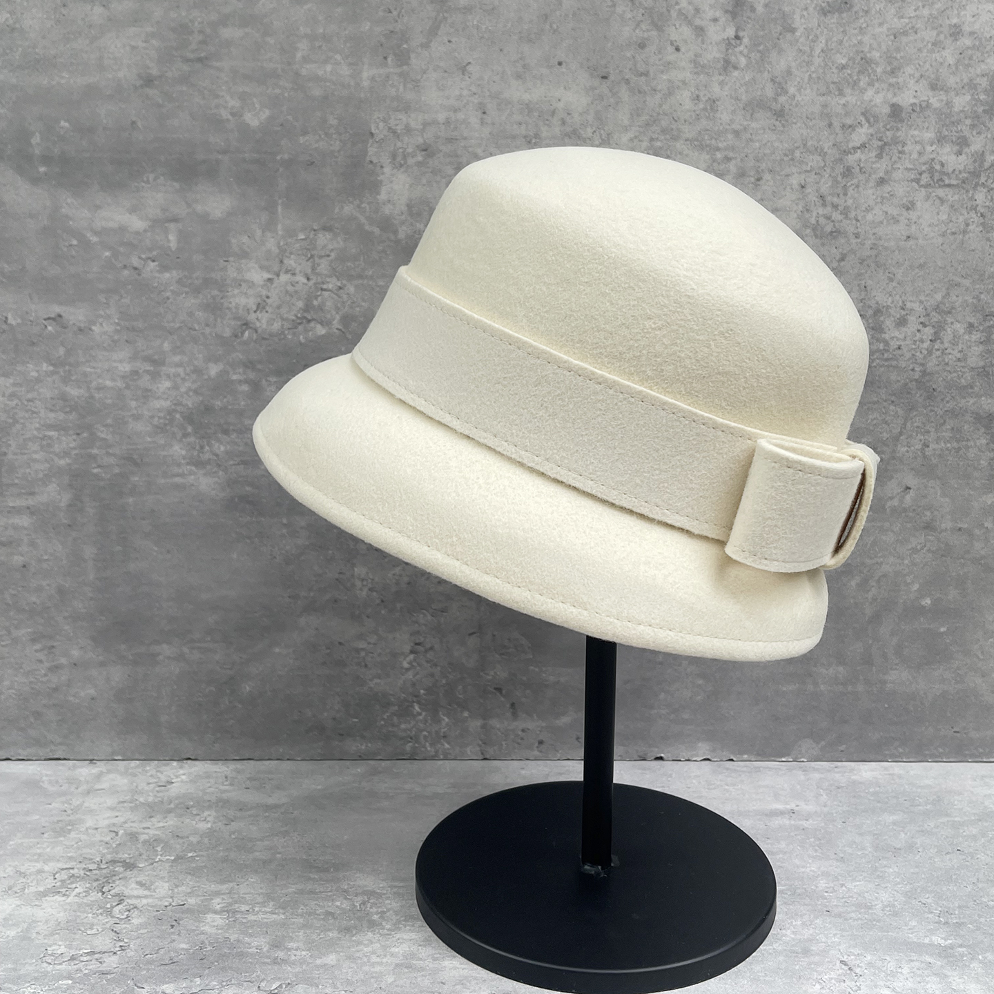 轻奢宽蝴蝶结2025年秋冬优雅礼帽