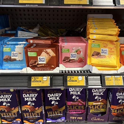 新西兰直邮Ritter Sport瑞特滋榛子牛奶夹心巧克力休闲食品黑巧