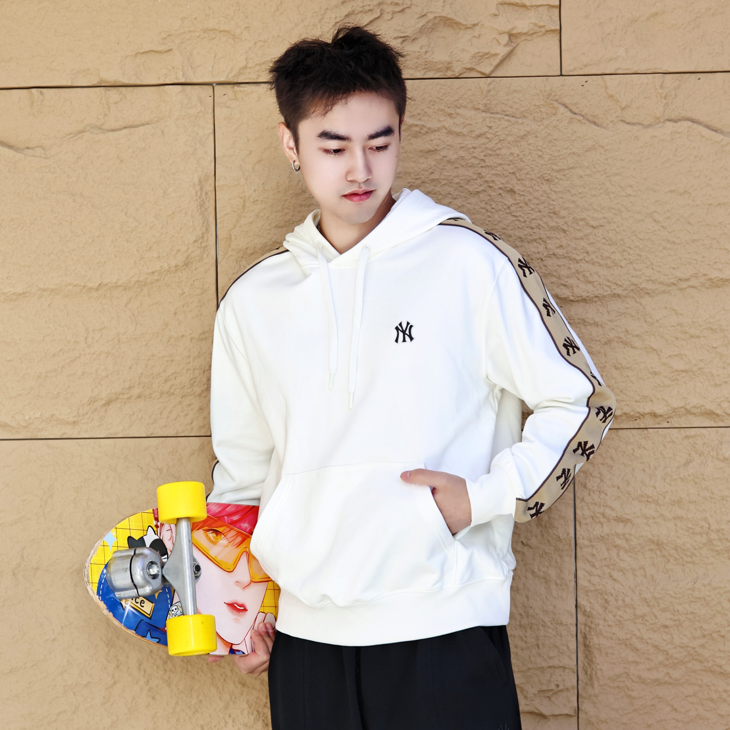 MLB卫衣男女款25新款NY刺绣小标棉质连帽休闲运动套头衫3AHDM0351