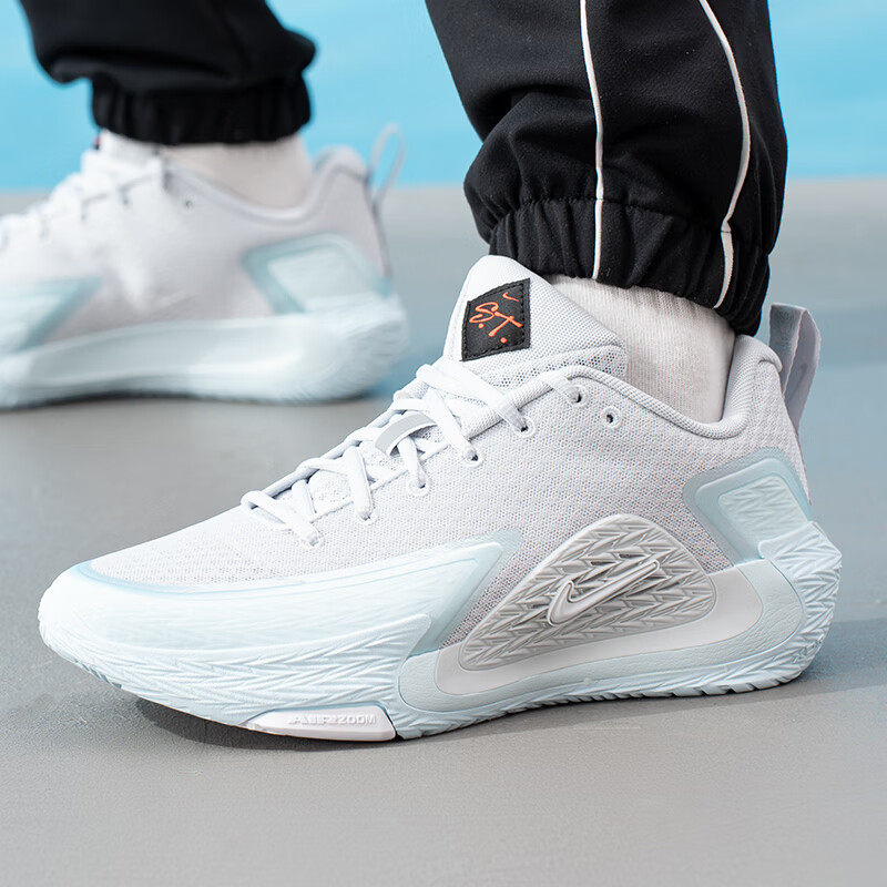 NIKE耐克男子S.T. GLOW EP低帮耐磨训练实战运动休闲篮球鞋II2284